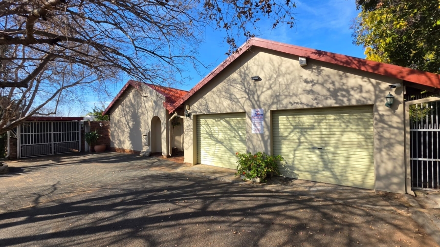 4 Bedroom Property for Sale in Dan Pienaar Free State